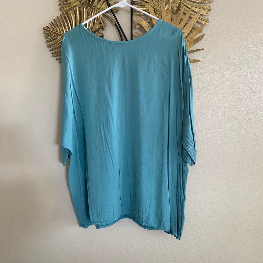 Chic Teal Women's Blouse